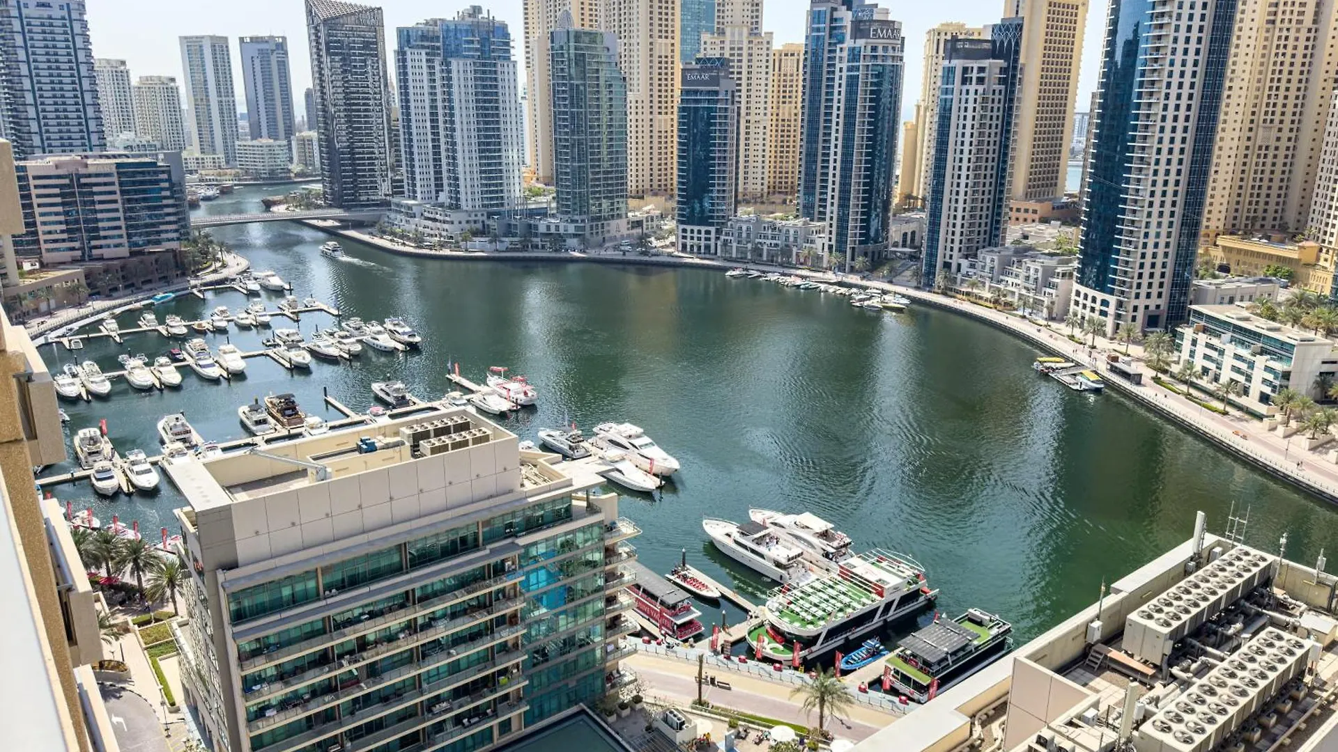 Serene 2Br Escape - Al Majara - Waterfront Stay Dubai