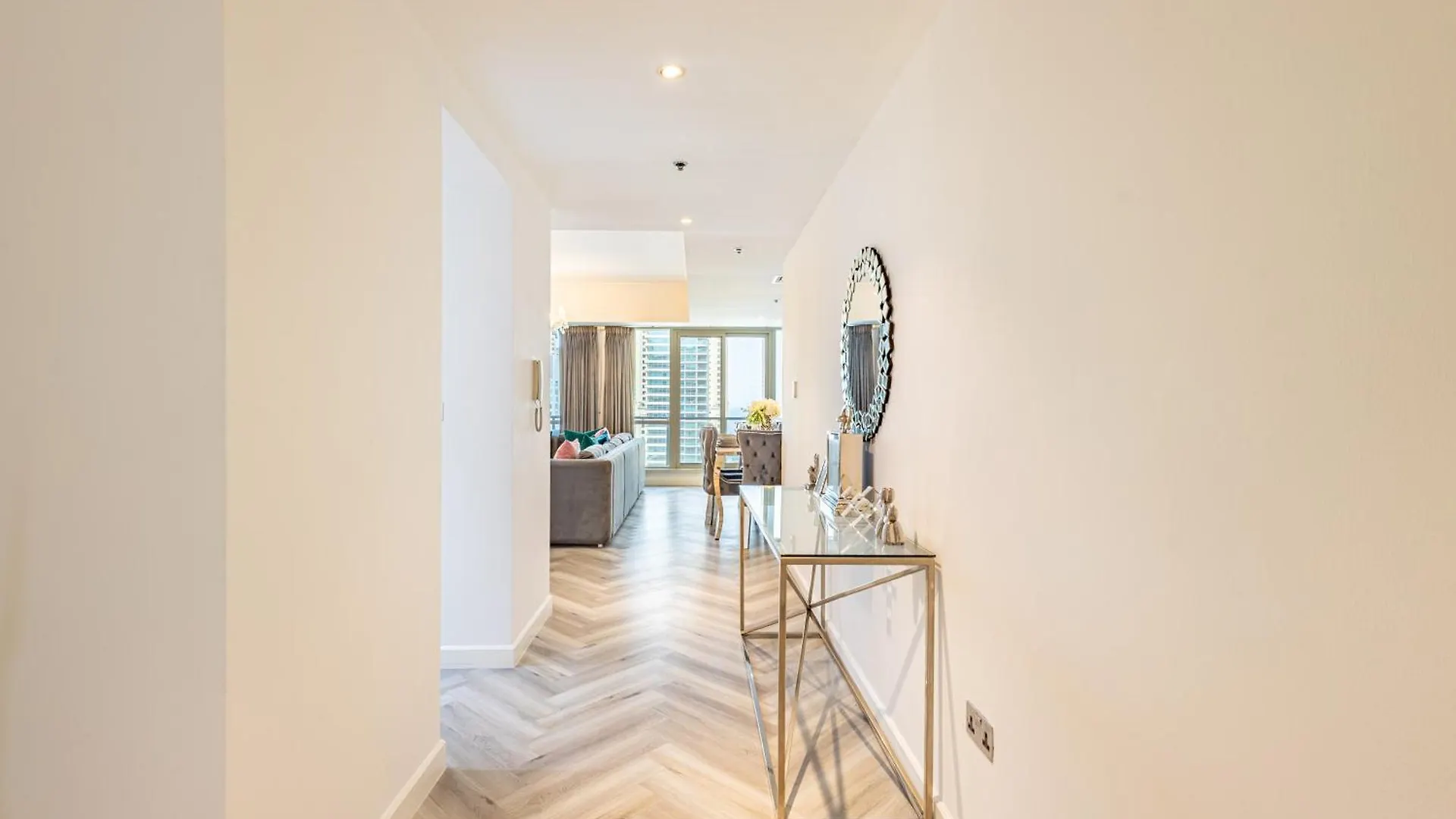 Serene 2Br Escape - Al Majara - Waterfront Stay دبي شقة